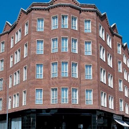 Urh Ciutat De Mataro Hotell Exteriör bild
