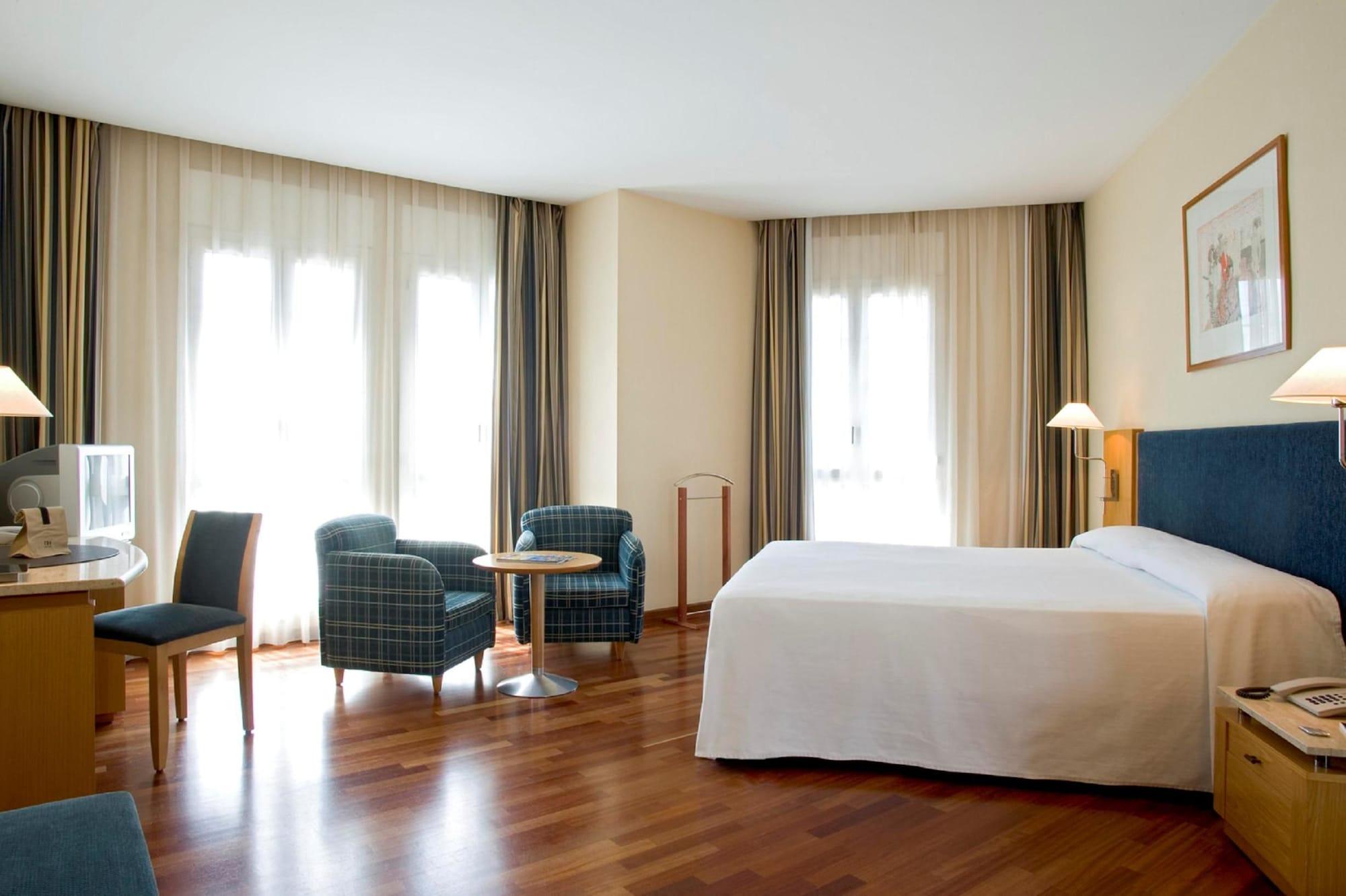 Urh Ciutat De Mataro Hotell Exteriör bild