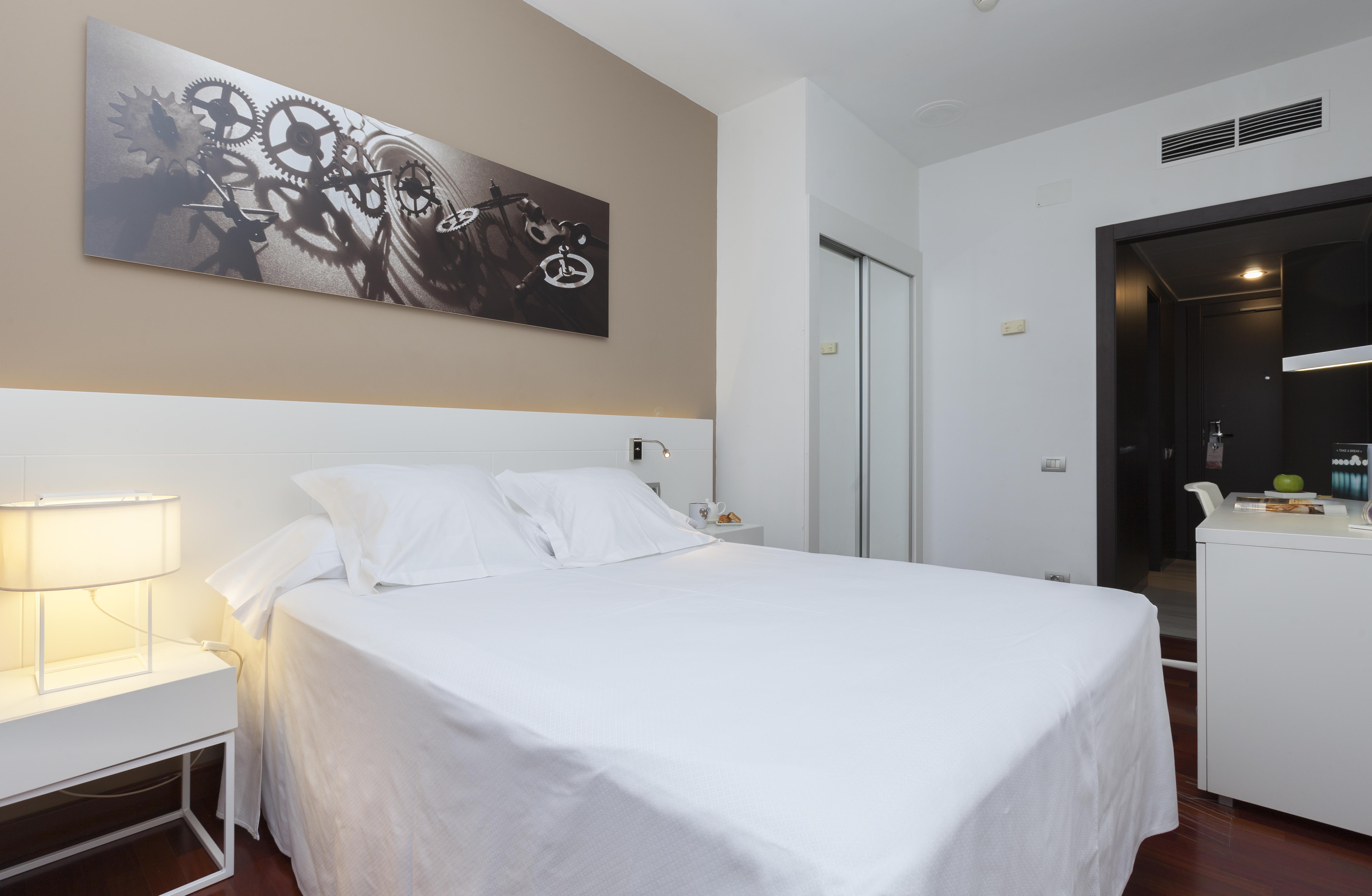 Urh Ciutat De Mataro Hotell Exteriör bild