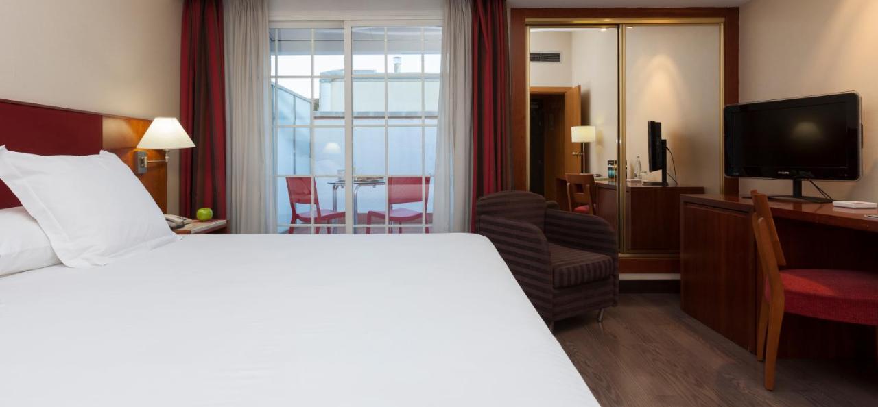 Urh Ciutat De Mataro Hotell Exteriör bild