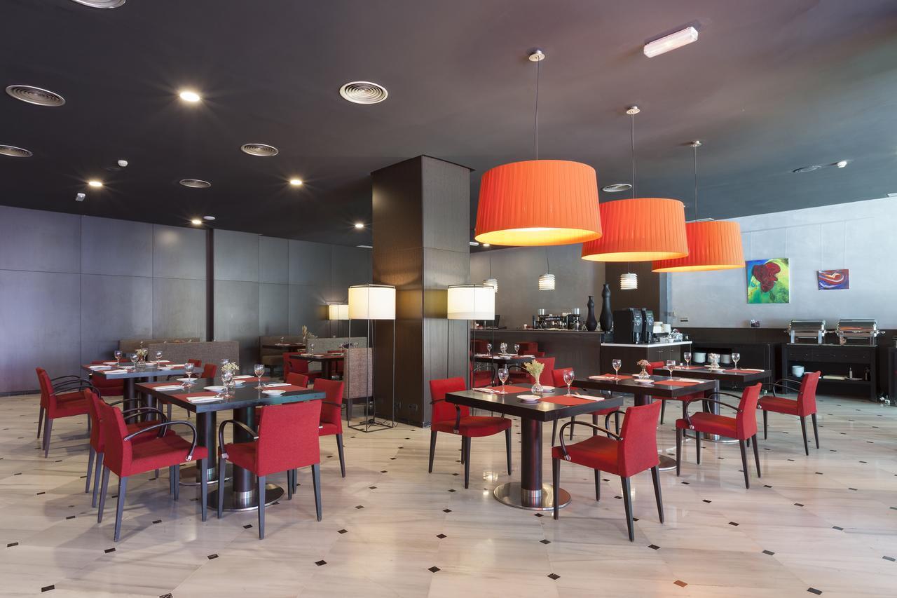 Urh Ciutat De Mataro Hotell Exteriör bild